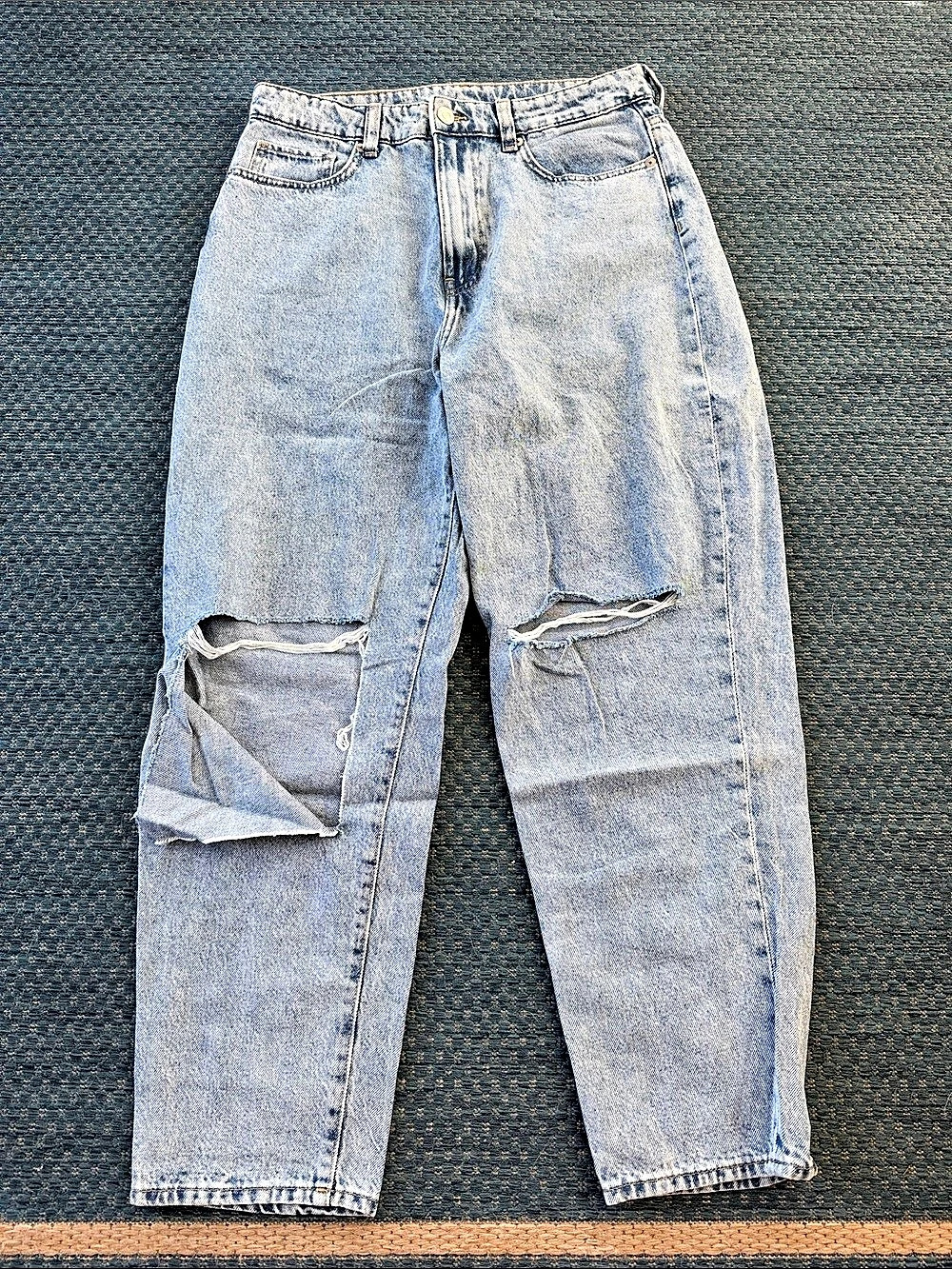 H&M Loose Mom Jeans